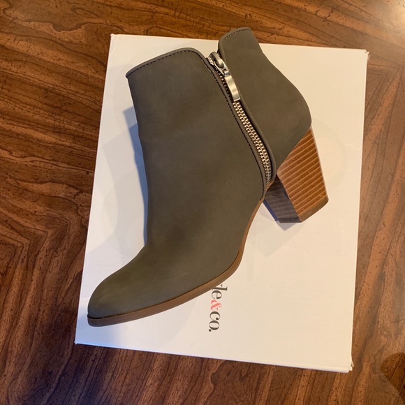 Style & Co Booties - Picture 3 of 4